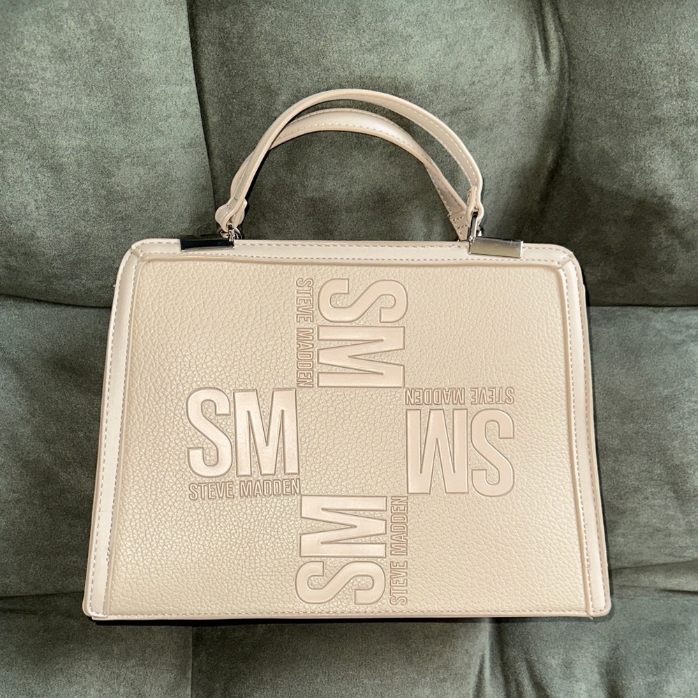 Steve Madden Bevelyn Convertible Crossbody bag